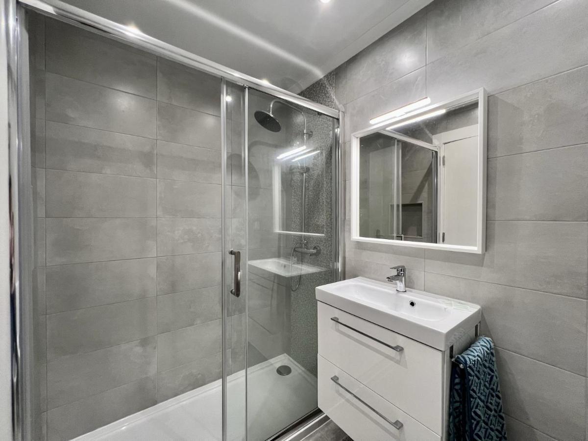 Ferienwohnung Armacao De Pera Brightness 2 With Pool By Homing Exterior foto