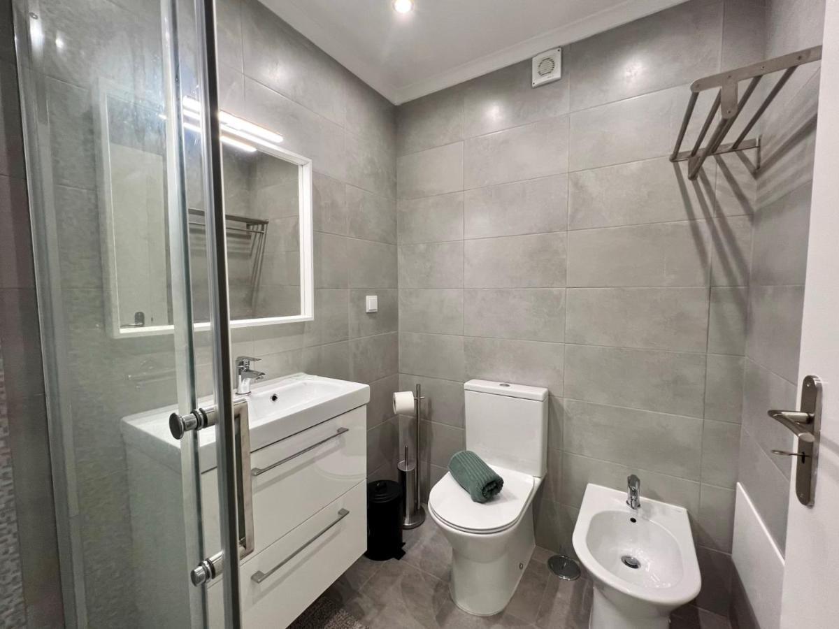 Ferienwohnung Armacao De Pera Brightness 2 With Pool By Homing Exterior foto